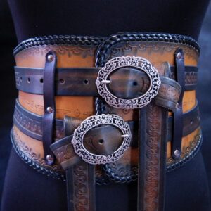 Cinturone donna "she's a pirate!"