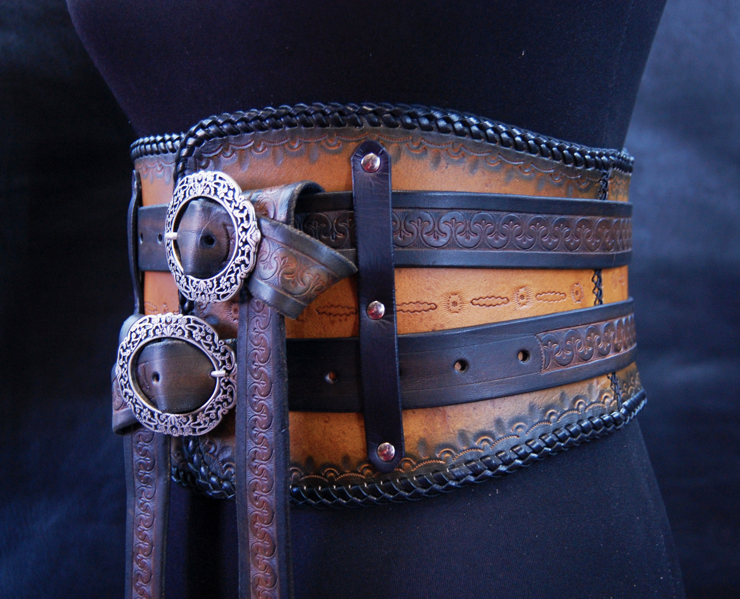 Cinturone donna "she's a pirate!" - immagine 3
